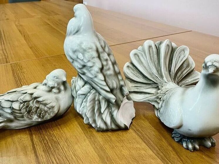 Трое подростков повредили памятник драматургу Гуркину в Черемхово