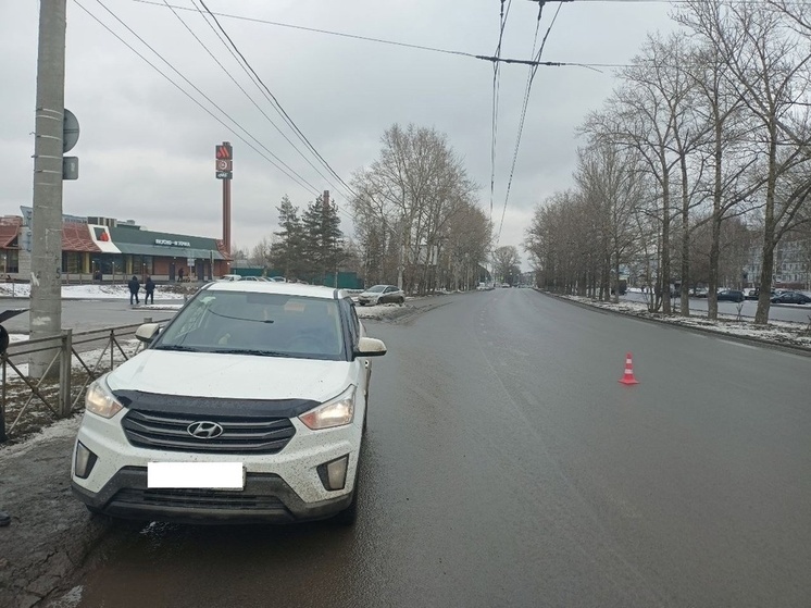 Автоледи сбила велосипедиста в Вологде