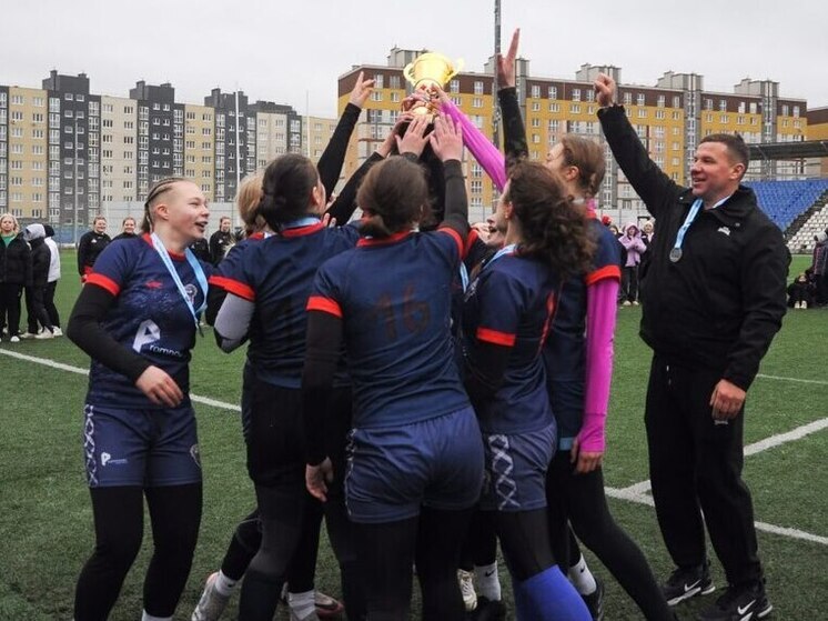 Серебряными призерами всероссийского турнира по регби-7 стали девушки из Подмосковья