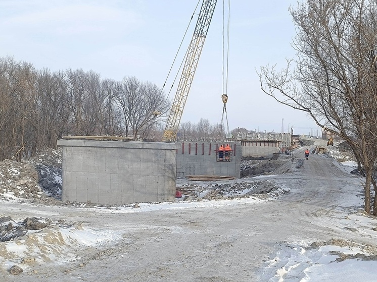 В Башкирии продолжают ремонт моста через реку Ик