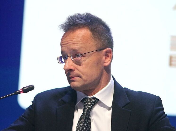 Сийярто: Евросоюз не сможет долго финансировать Украину без США
