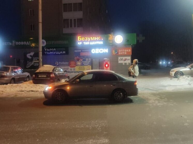 В Томске автомобиль сбил пешехода на Иркутском тракте