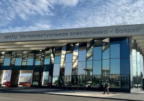 Александр Дронов, официально назначенный врио губернатора Новгородской области, написал на своей странице ВКонтакте, что перед всеми субъектами РФ стоит одна общая важнейшая задача – приближение победы