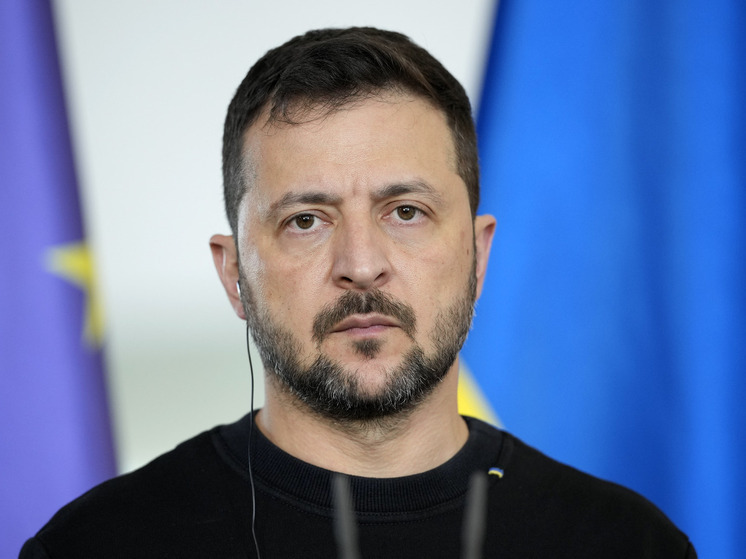 CNN: американские чиновники тайно связывались с Зеленским после скандала