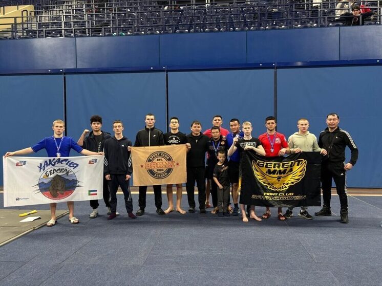 Спортсмены Хакасии привезли медали с соревнований по панкратиону