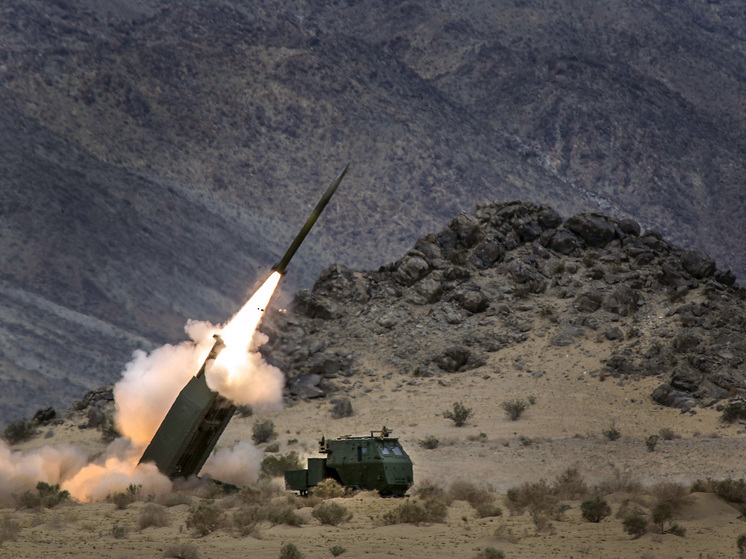 Economist: решение Трампа по разведданным "отключило" на Украине HIMARS