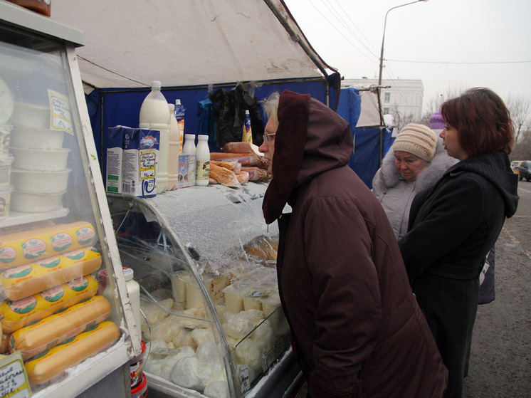 В Новотроицком снизили цены на продукты
