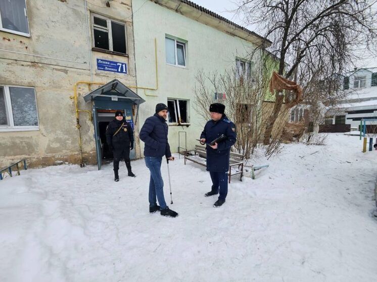 Квартиру, где при хлопке пострадали два человека, осмотрел прокурор Уфимского района