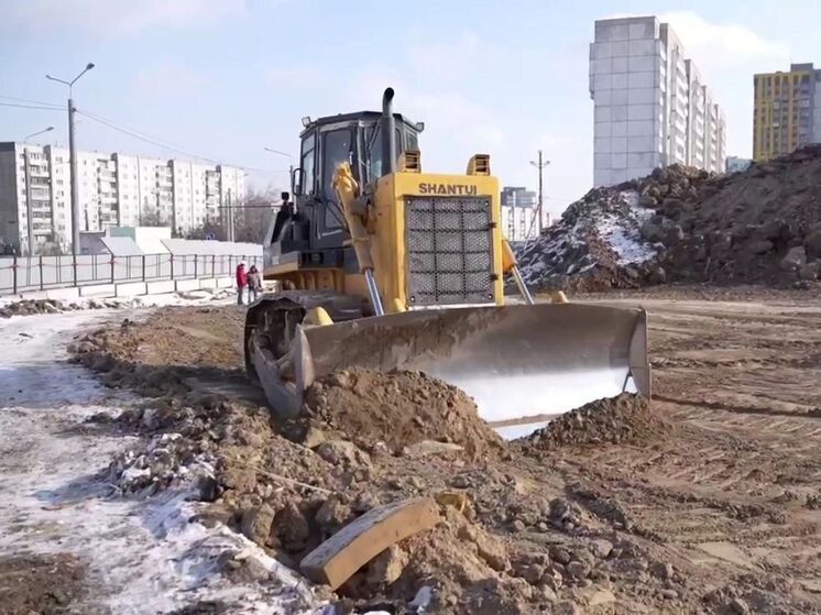На улице Копылова началась подготовка к строительству демонтажной камеры