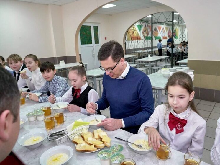 Мэр Нижнего озвучил школы с самыми качественными столовыми