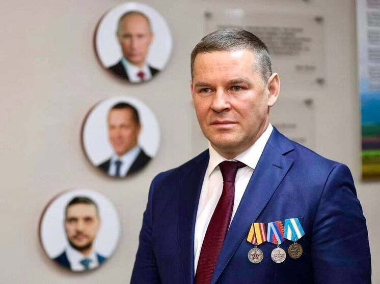 Около трех лет работы в Забайкалье, несколько успешных социальных проектов, народная любовь… 7 марта пост первого зампреда правительства края покинул Марат Мирхайдаров