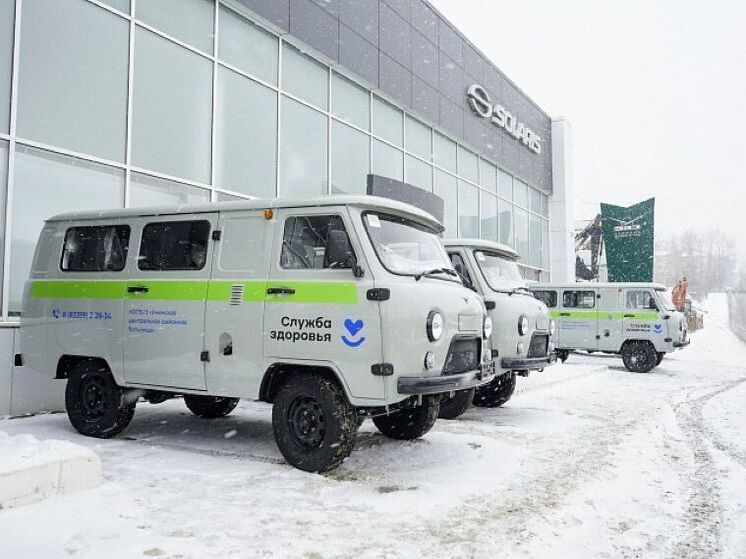 Новые машины службы здоровья поступили в районы Кировской области