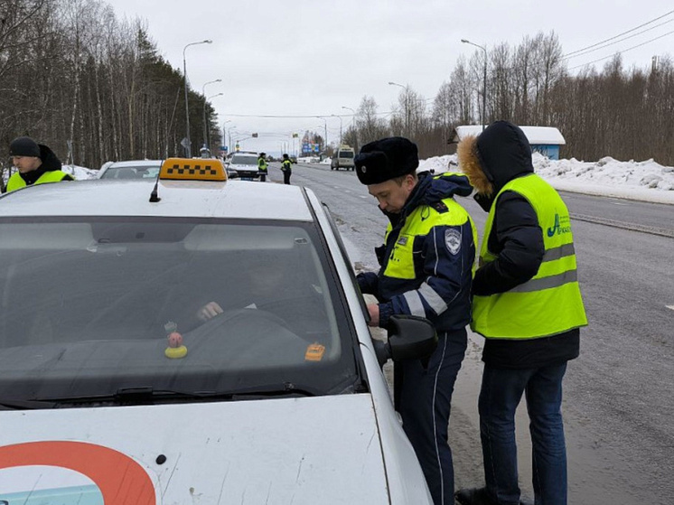 Проверки такси в Поморье: водителей без документов ждут штрафы