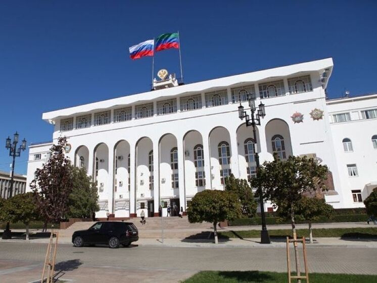 Первый заместитель руководителя Дагинформа освобождена от должности