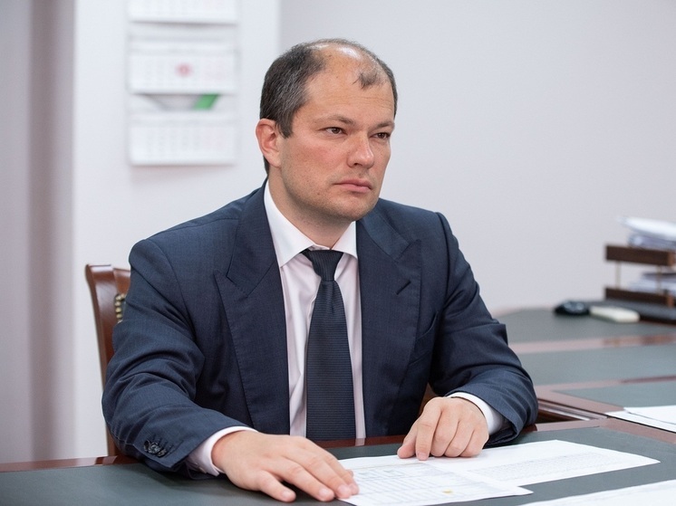 Руководство Уральской Стали поздравляет с Международным женским днём