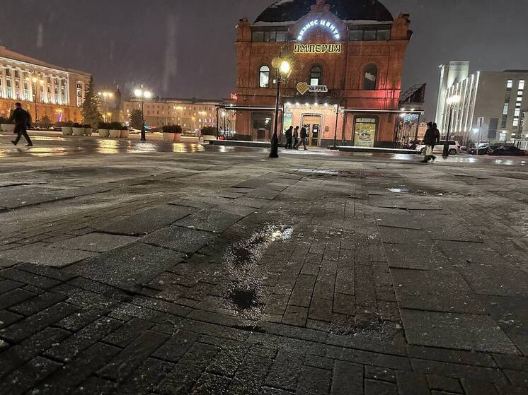 Тротуарные мучения: просевшая плитка на улице Московской в Пензе опять требует ремонта