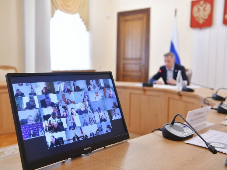 Василий Анохин: охват населения диспансеризацией необходимо увеличить