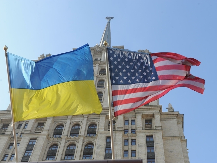 Аналитик Меркурис заявил, что США хотят изолировать Киев от влияния Европы
