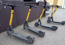 Наступила весна, и в нашем городе вновь появились электросамокаты: кикшеринговая компания Whoosh выпустила на улицы Великого Новгорода своих «двухколесных демонов»