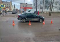 В Старой Руссе 7 марта 70-летняя женщина-водитель ехала по Профсоюзной улице на своем «Фольксвагене Поло»