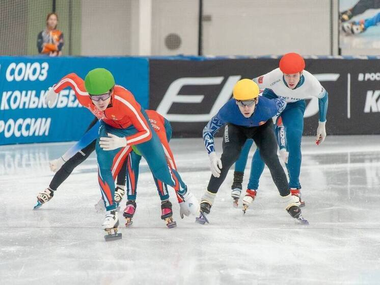 Уфа принимает чемпионат России по шорт-треку