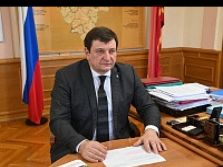 Игорь Ляхов провел рабочую встречу с председателем Общественной палаты Смоленской области Денисом Пестуновым