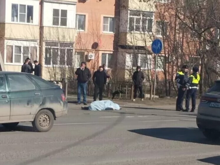 В Азове насмерть сбили мужчину