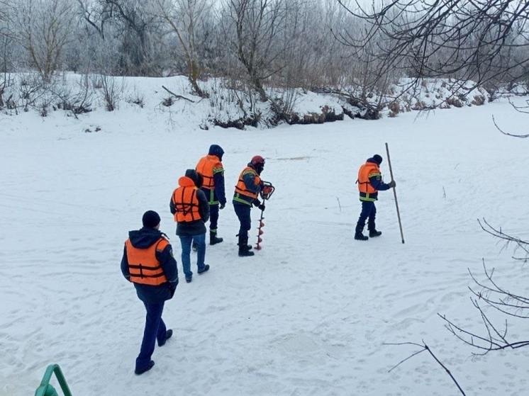 В Петровске взорвут лед