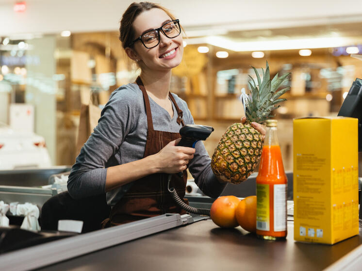 Это - скрытый запрет: затрагивает всех тех, кто расплачивается картой в супермаркетах