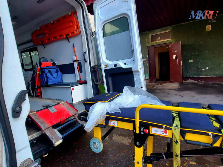 На улице Московской госпитализировали 20-летнюю калужанку