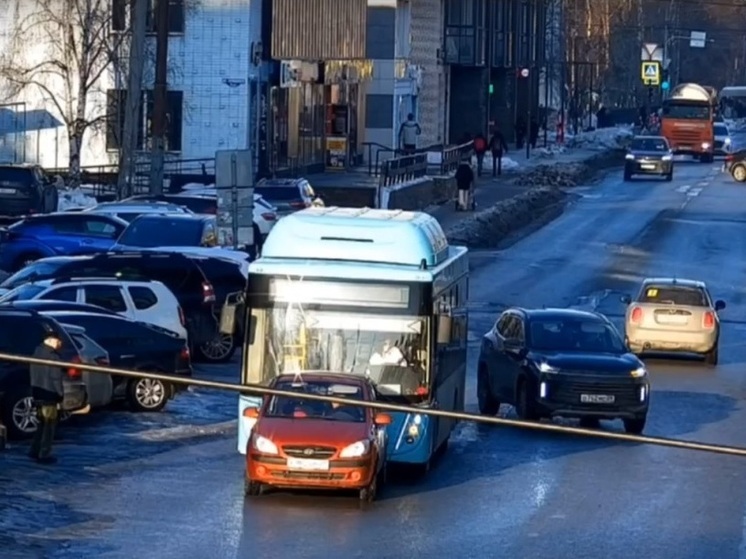 Дмитрий Морев перечислил горячие темы городской планерки