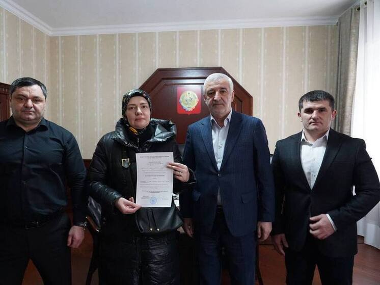 Инвалиды в Хасавюрте получили жилищные сертификаты