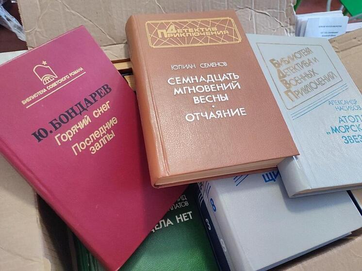 Библиотека сельской школы в Благовещенке пополнила книжный фонд благодаря Республике Марий Эл