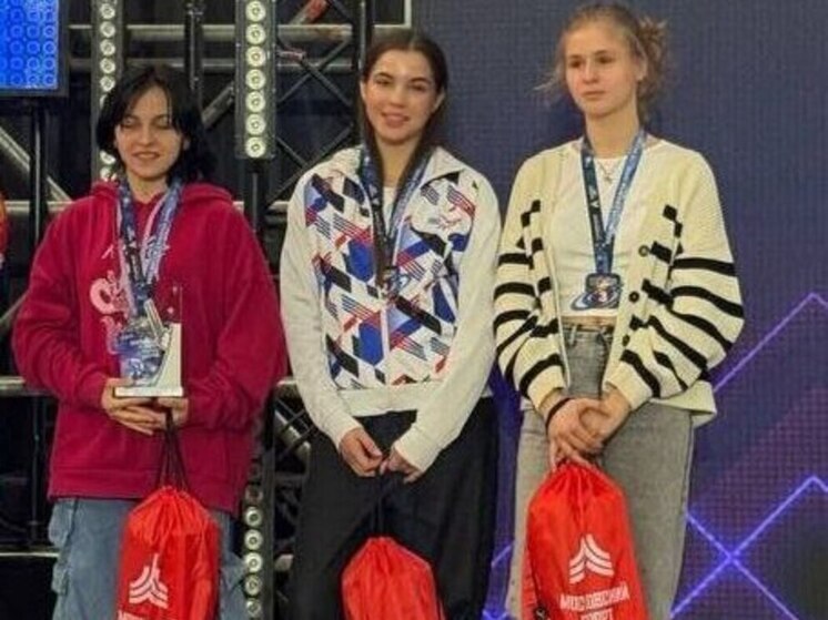 Шестовик из ДНР завоевала серебро на всероссийском фестивале