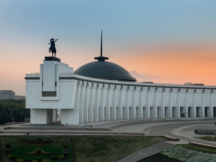  Урок памяти в Музее Победы посвятят  тульскому летчику Серегину