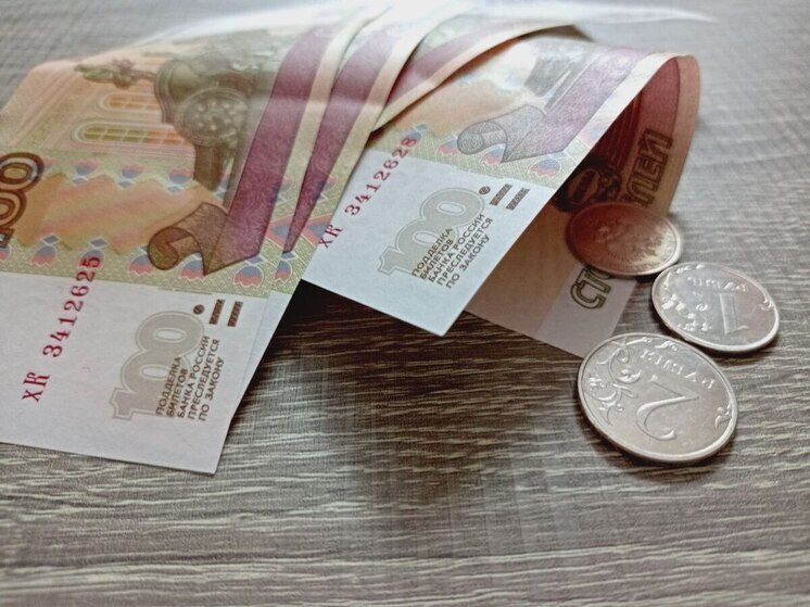 В Саратовской области родители 30 тысяч детей получат единое пособие