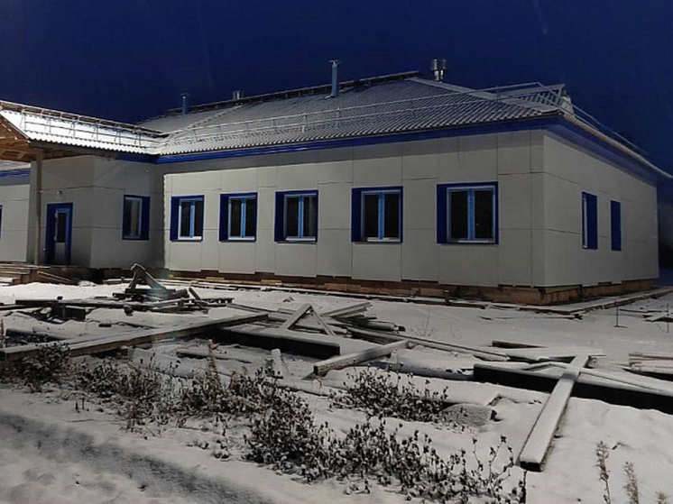 Строительство амбулатории в Суре продолжается