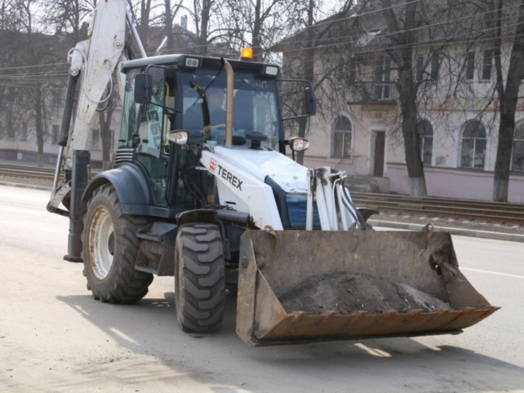 В Туле убирают смет и моют тротуары