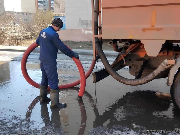 На улицах Пензы началось весеннее благоустройство