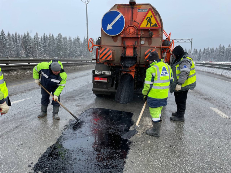 В Прикамье начался ямочный ремонт дорог