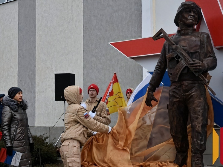 Они отвергли обоснованность негативной оценки арт-объекта, сославшись на неудачное освещение на фотографиях.