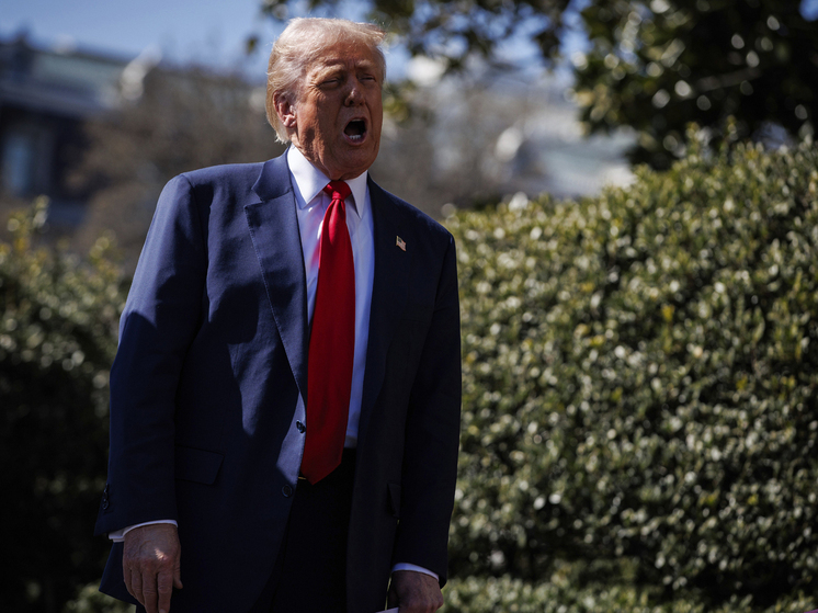 Трамп заявил о переговорах с российской стороной в ближайшие дни