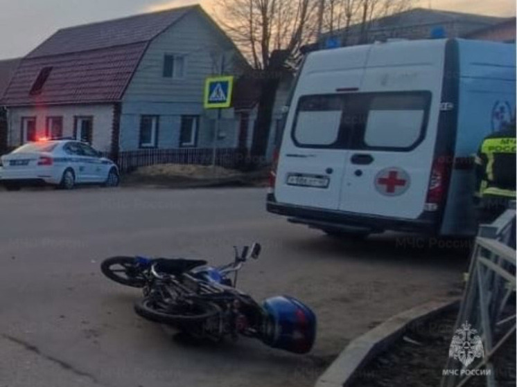В Людинове водитель скутера после ДТП оказался в больнице