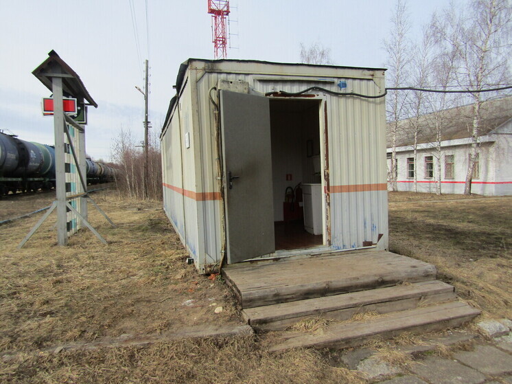 В Тверской области по следам пальцев рук полицейские нашли железнодорожного вора