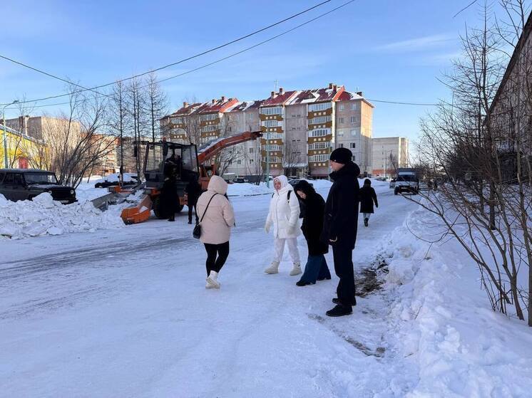 Общественники проверили качество уборки дорог в Лабытнанги