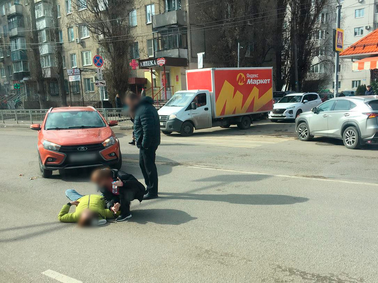 В Воронеже женщина пострадала в результате наезда автомобиля