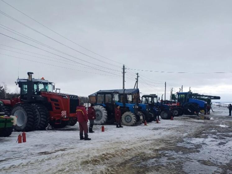 В Башмаковском районе прошел технический осмотр самоходной техники