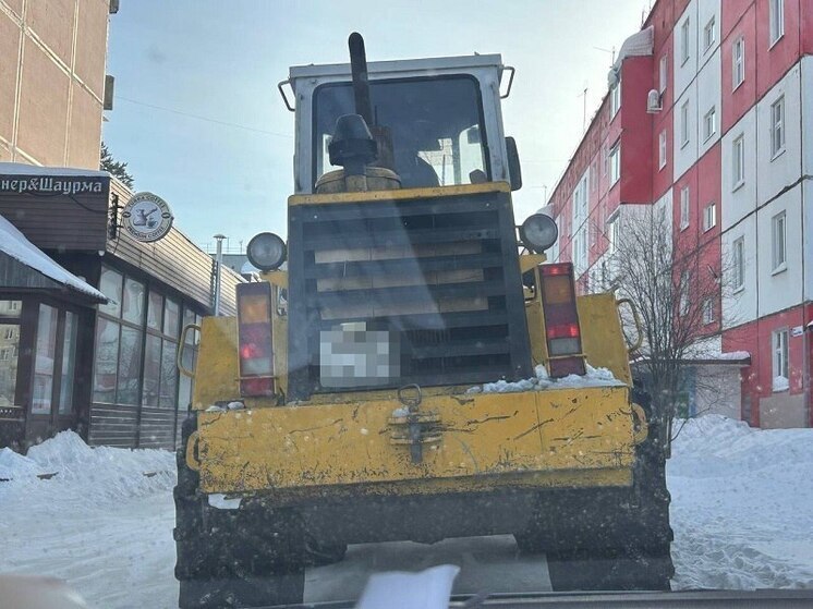 В Ноябрьске автоинспекторы задержали пьяного тракториста