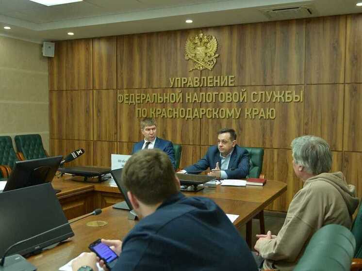 В краевом УФНС ответили на актуальные вопросы по декларированию доходов