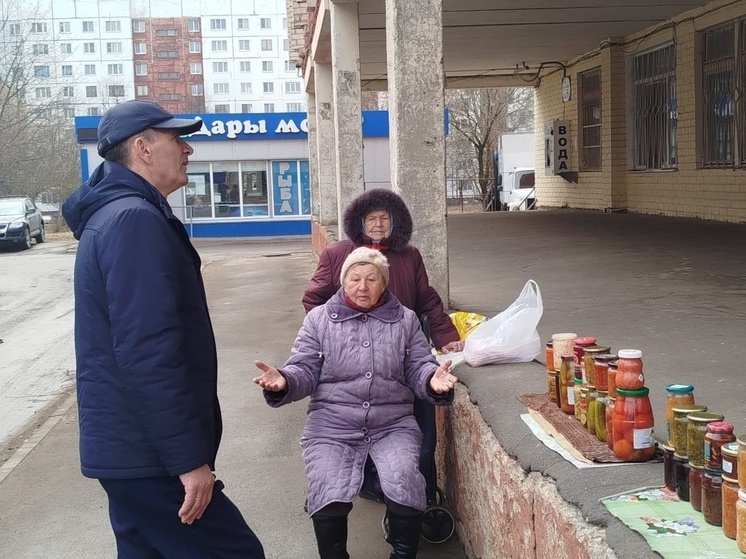 Депутат Орловского областного Совета народных депутатов на днях пообщался с жителями 909 квартала в Заводском районе Орла